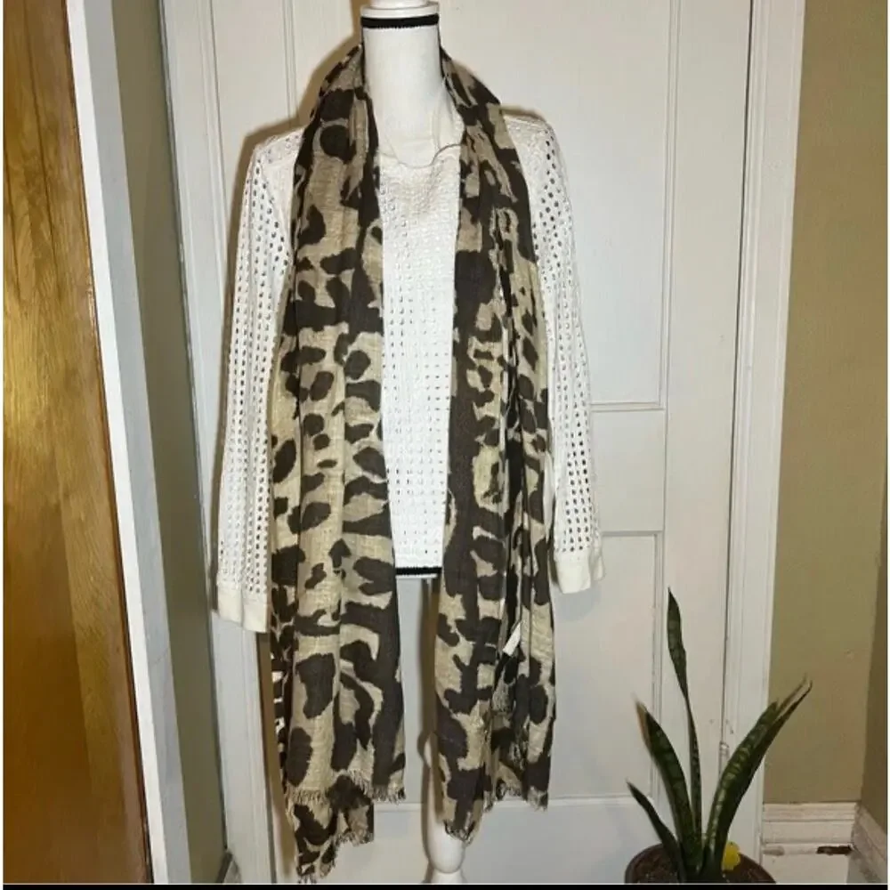 Tan Brown Animal Leopard Cheetah Print Scarf Lightweight Autumn Winter Accessory